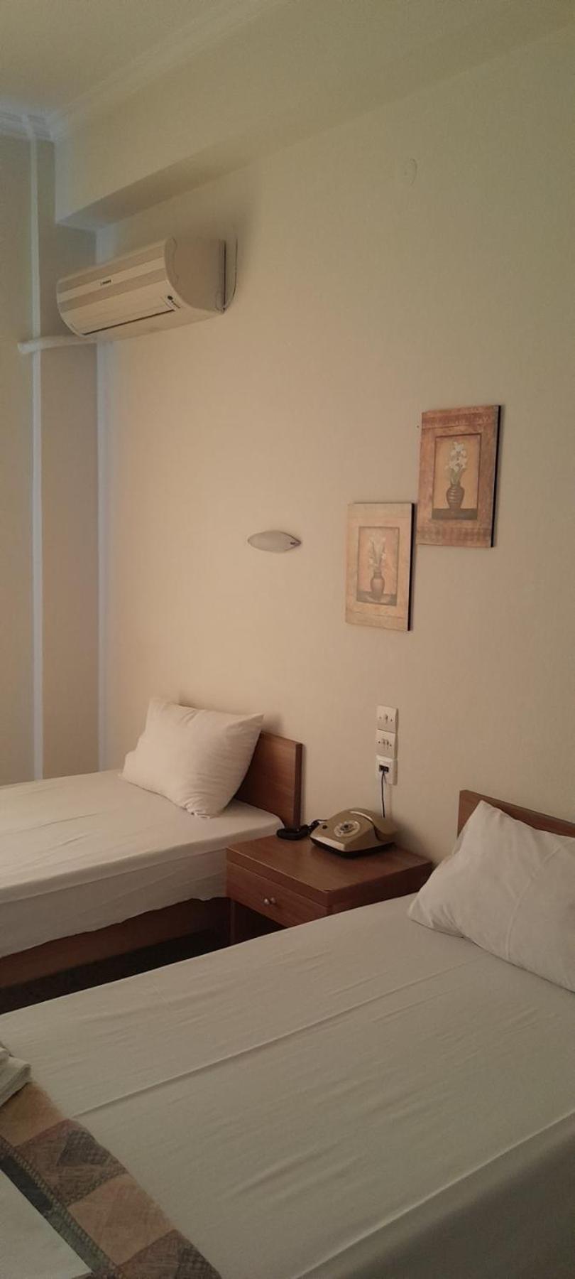 Ωρεοι Hotel Loutra Edipsou  ภายนอก รูปภาพ